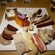 Descubre la deliciosa gastronomía de Islandia en tu viaje