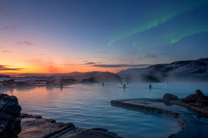 Auroras y Aguas Termales de Islandia <small>«Grupo reducido con guía en español»</small>